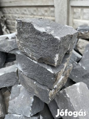 Bazalt kockakő Eladó