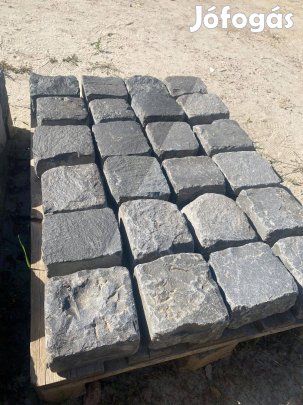 Bazalt kockakő, macskakő 18 x 18 cm térkő 10-20%-os kedvezmény!