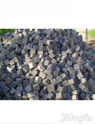 Bazaltkocka, kockakő roppantott felülettel Eladó