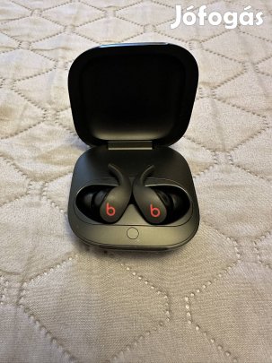 Beats fit pro fekete