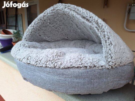 Bebújós kutyafekhely