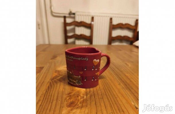 Bécsi Karácsonyi vásár bögre szív alakú