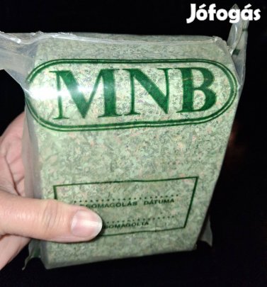 Bedarált, régi papírpénz tömb MNB