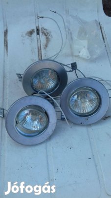 Beépíthető spot lámpák 3 db egybe