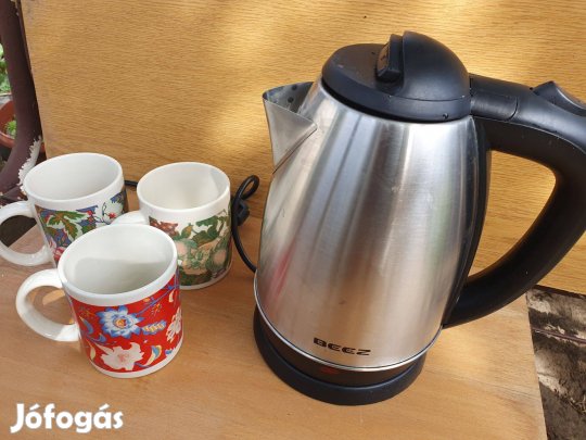 Beez WK222X 1,8L-es ezüst vízforraló + bögrék + csészék