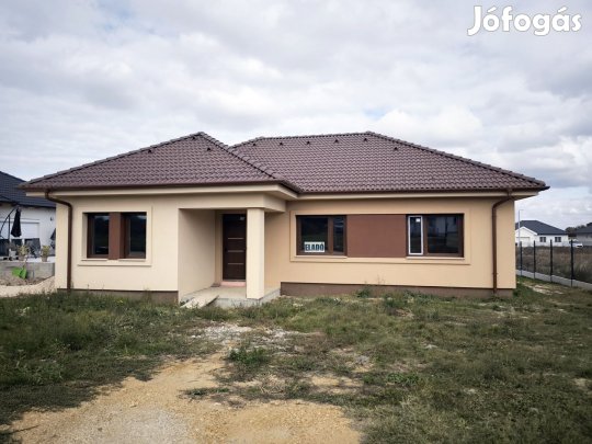 Befejezés egyéni igények szerint. Még minden választható!