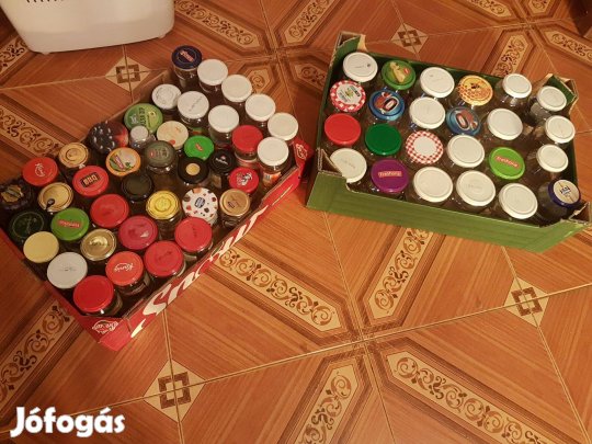 Befőttes üveg 7 dl és lekváros kis üvegek