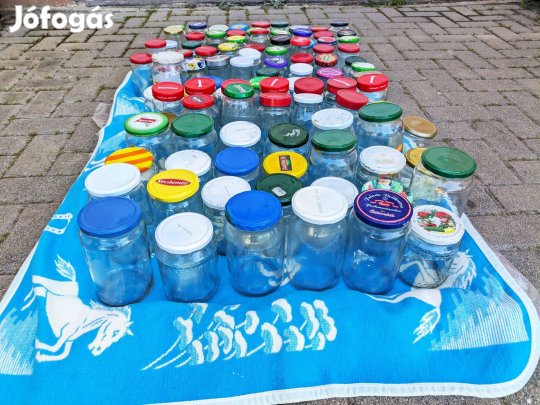 Befőttes üvegek ( 250 db ) eladó