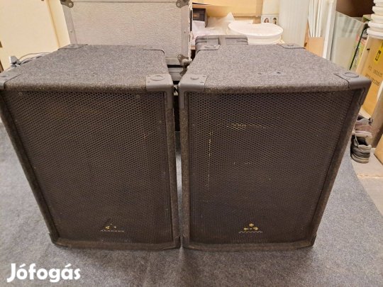 Behringer Eurolive B1520 passzív hangfalpár