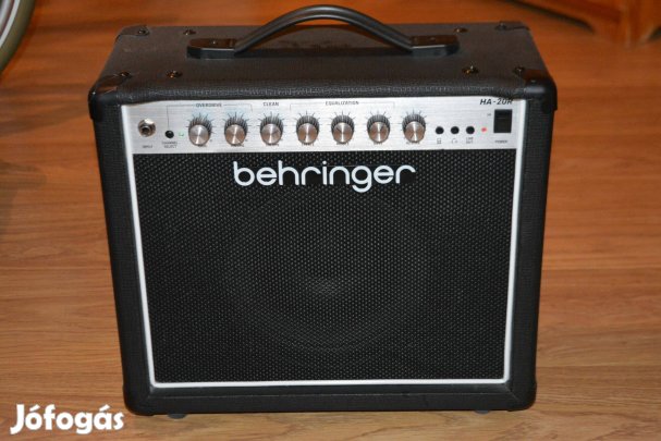 Behringer HA-20R basszus erősítő