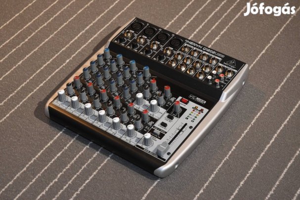 Behringer Xenyx Q1202USB keverő/interfész