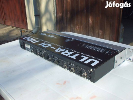 Behringer - DI4000 Ultra-DI Pro 4 csatornás DI-Box