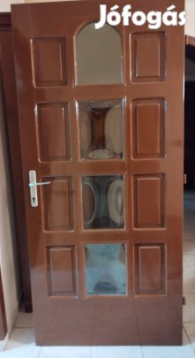 Bejárati ajtó eladó!