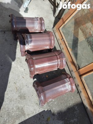 Békéscsabai Kúpcserép mázas barna 100db eladó 