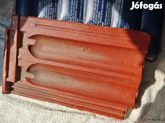 Békéscsabai Tondach bontott tetőcserép