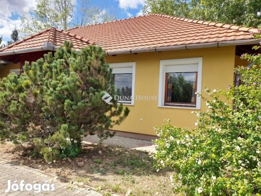 Békéscsabai eladó 170 nm-es ház