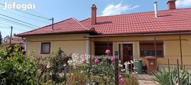 Békési 75 nm-es ház eladó