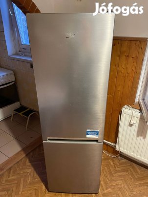 Beko Hűtőszekrény fagyasztó résszel