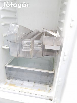 Beko kombihűtő polcai