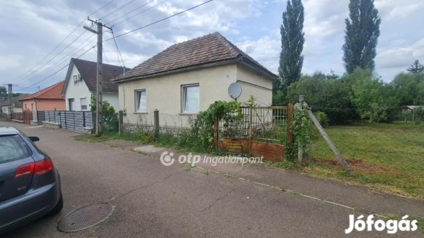 Bélapátfalvai 55 nm-es ház eladó