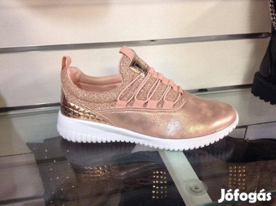 Belebújós női utcai cipő!38/40