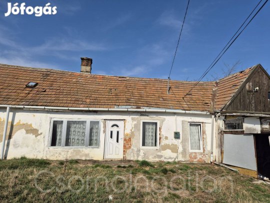 Beled - 2 szobás ház eladó