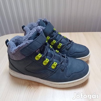 Bélelt bakancs 34-es magasszárú cipő téli