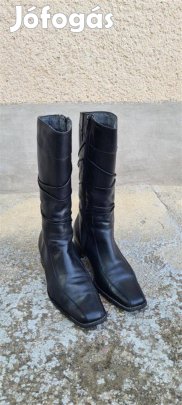 Bélelt fekete 38-as Woman női bőrcsizma eladó
