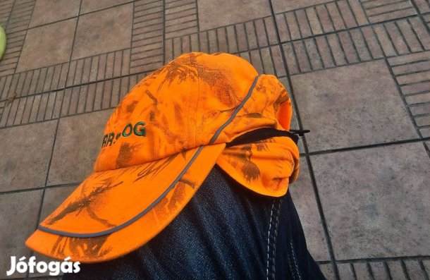 Bélelt téli füllvédős vadász sapka