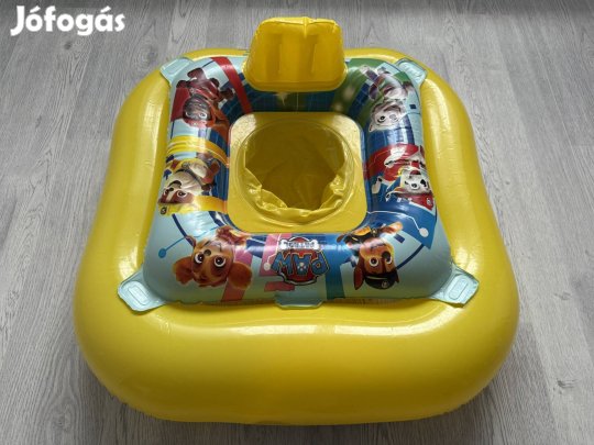 Beleülős úszógumi