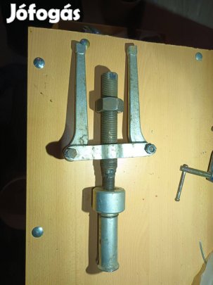 Belső csapágy kiszedő