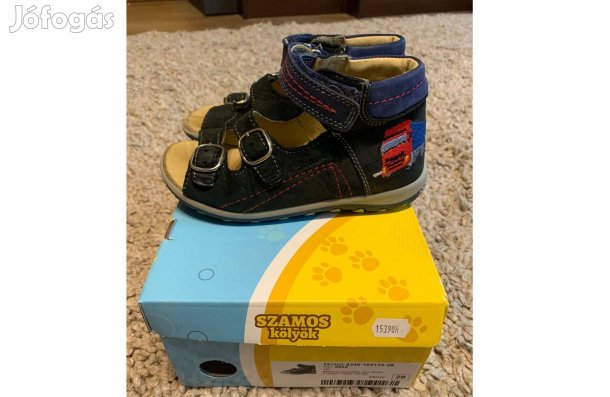 Beltérben használt 28-as Szamos kisfiú szandál eladó (nem szupinált)
