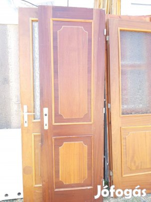 Beltéri ajtólap 62,5x201,5cm teli falcos jobbos