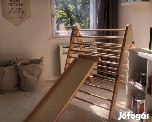 Beltéri háromszög montessori mászóka