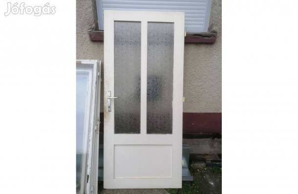 Beltéri üvegezett ajtó