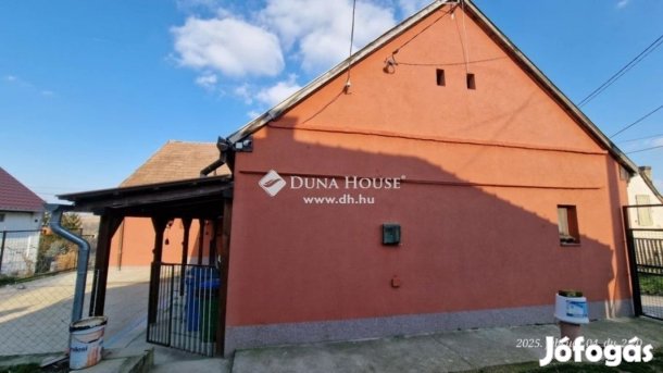 Belvárdgyulai 118 nm-es ház eladó