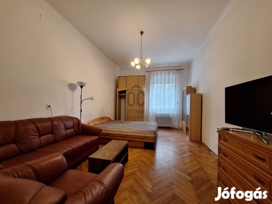 Belváros szívében  lakás és iroda egyben!