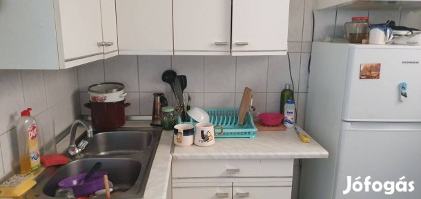 Belvárosban a Pláza közelében 2 szobás lakás kiadó!