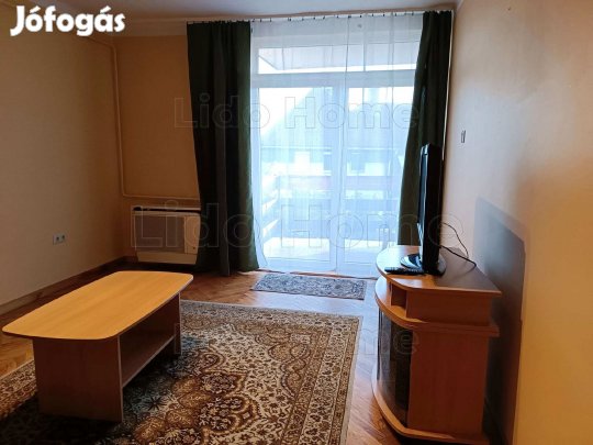 Belvárosi 2 szobás, 2 erkélyes lakás Siófokon eladó!