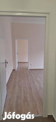Belvárosi felújított azonnal költözhető lakás eladó!