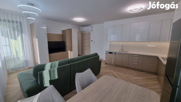 Belvárosi modern, új építésű lakás kiadó