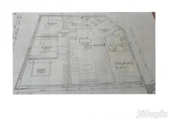 Belvárosi nagy tégla lakás eladó