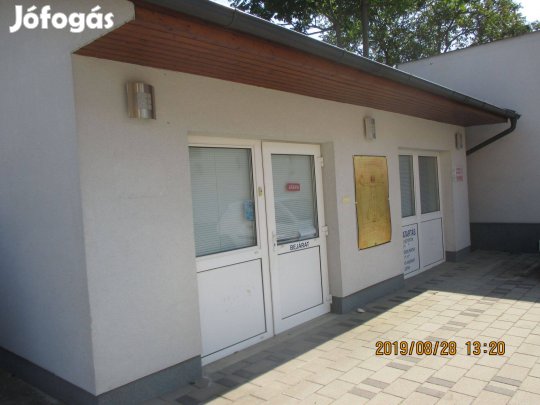 Belvárosközeli Ingatlan 1032 M2-Es Telken Eladó Vagy Bérelhető!