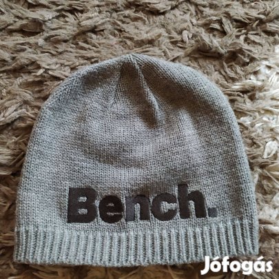 Bench márkás szürke női kötött sapka