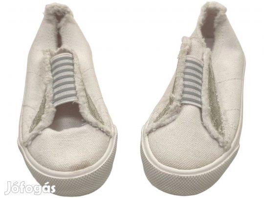 Benetton Új (címkés) Lány Cipő (EU 25)