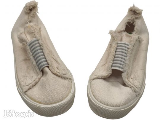 Benetton Új (címkés) Lány Cipő (EU 31)