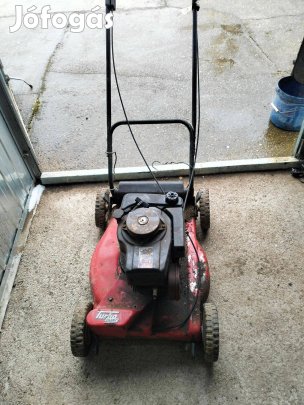 Benzin motoros fűnyiró