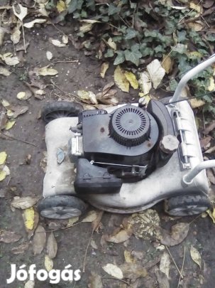 Benzines fűnyíró 42cm kés