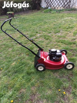 Benzines fűnyíró