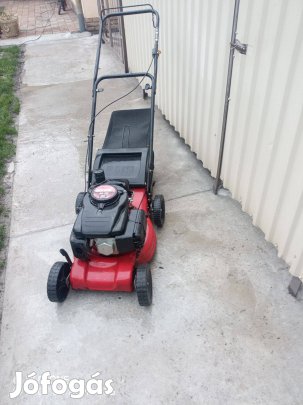 Benzines fűnyíró eladó